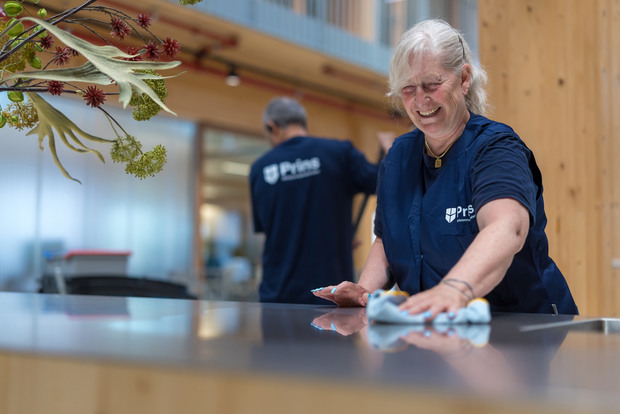 Uitblinker van Prins Schoonmaakdiensten maakt ruimte schoon